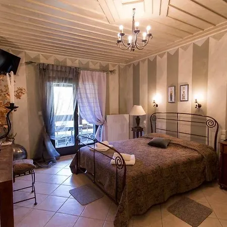 Melampous 3*